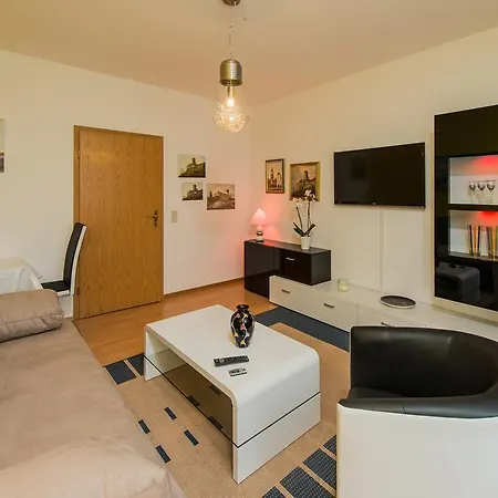 Ferienwohnung Moderne Mitte Eisenach Esterno foto
