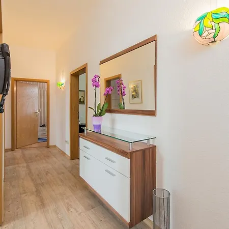 Ferienwohnung Moderne Mitte Eisenach Esterno foto